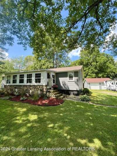 Home For Sale in Plainwell, Michigan