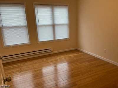 Apartment For Rent in Irvington, New Jersey