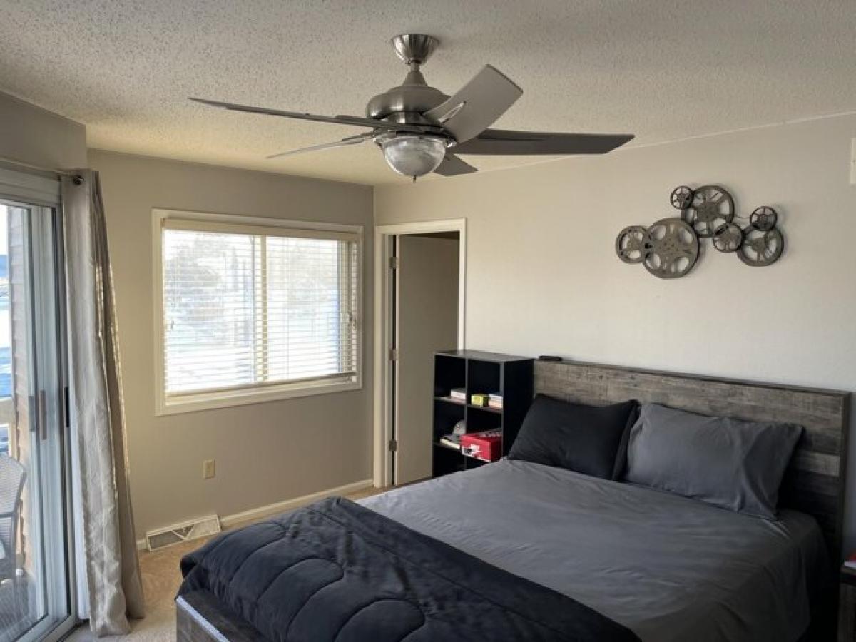 Picture of Home For Sale in Kenosha, Wisconsin, United States