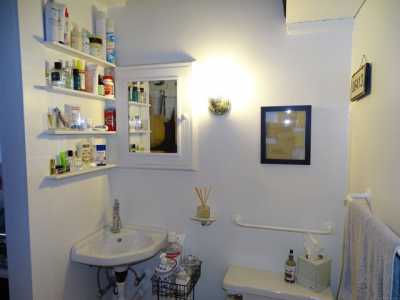 Home For Rent in Branford, Connecticut