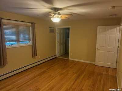 Home For Sale in Huntington Station, New York