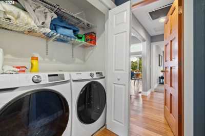 Home For Sale in Hood River, Oregon