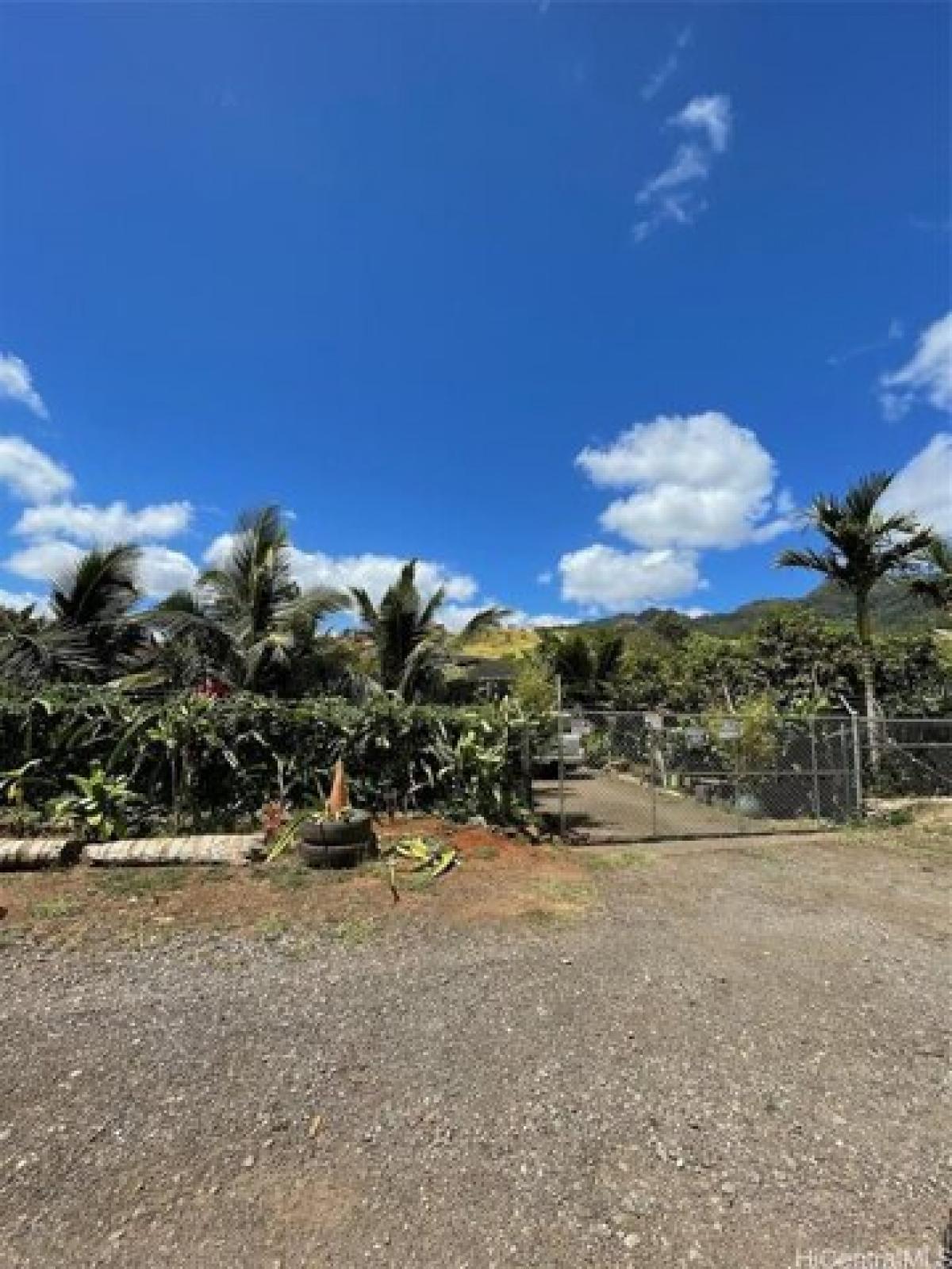 Picture of Residential Land For Sale in Waipahu, Hawaii, United States