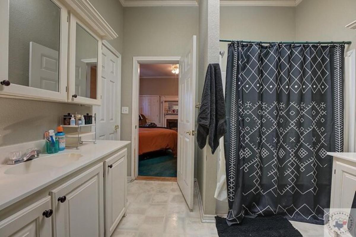 Picture of Home For Sale in Texarkana, Arkansas, United States