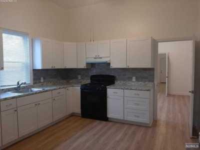 Home For Rent in Oradell, New Jersey