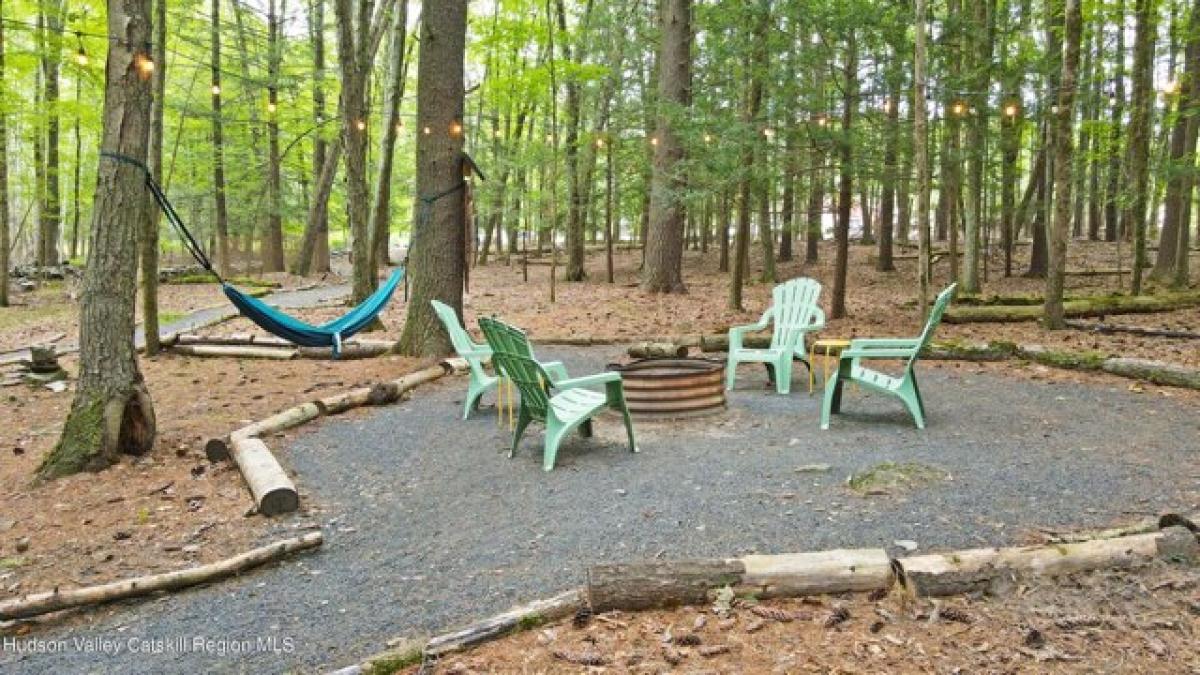 Picture of Residential Land For Sale in Woodstock, New York, United States