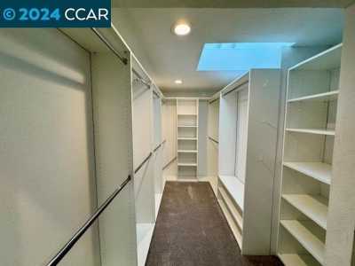 Home For Rent in Orinda, California