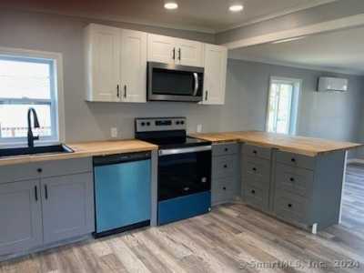 Home For Sale in Branford, Connecticut