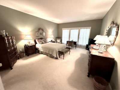 Home For Sale in Oxford, Connecticut