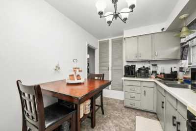 Home For Sale in Lansing, Illinois