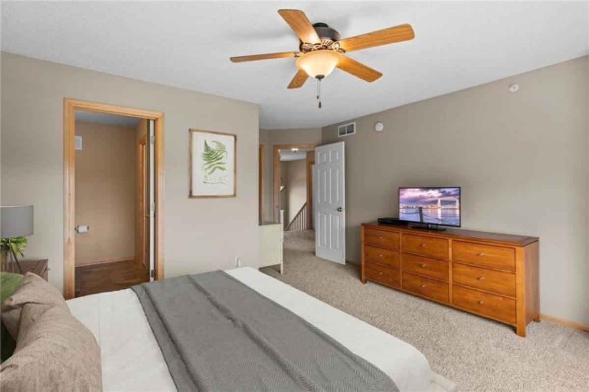 Picture of Home For Sale in Apple Valley, Minnesota, United States