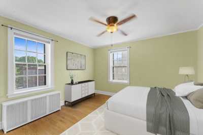 Home For Sale in Evanston, Illinois