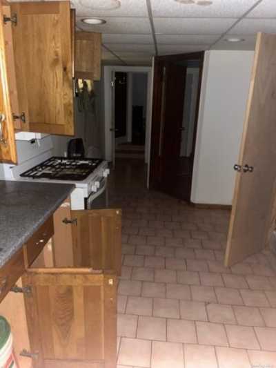 Home For Sale in Valley Stream, New York