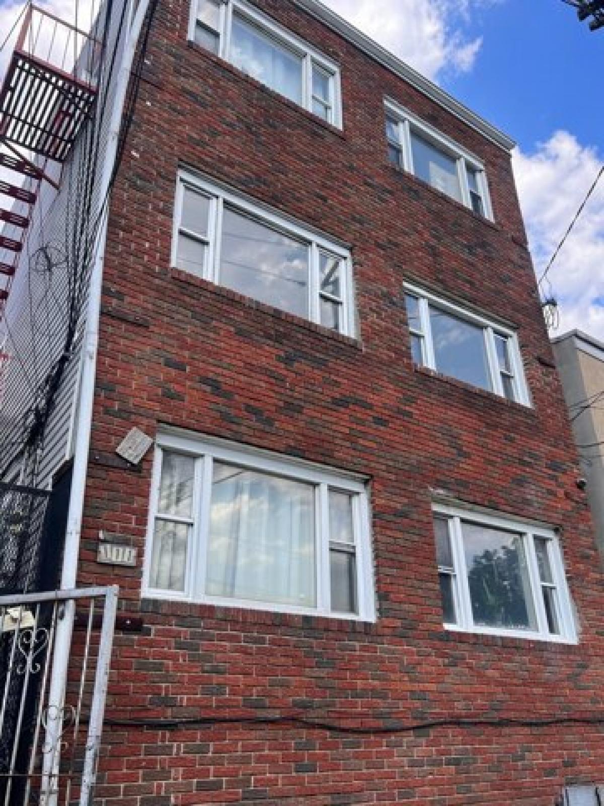 Picture of Home For Rent in Elizabeth, New Jersey, United States
