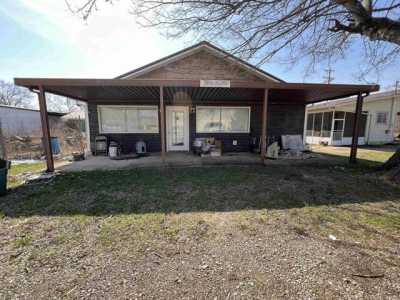 Home For Sale in Savannah, Tennessee