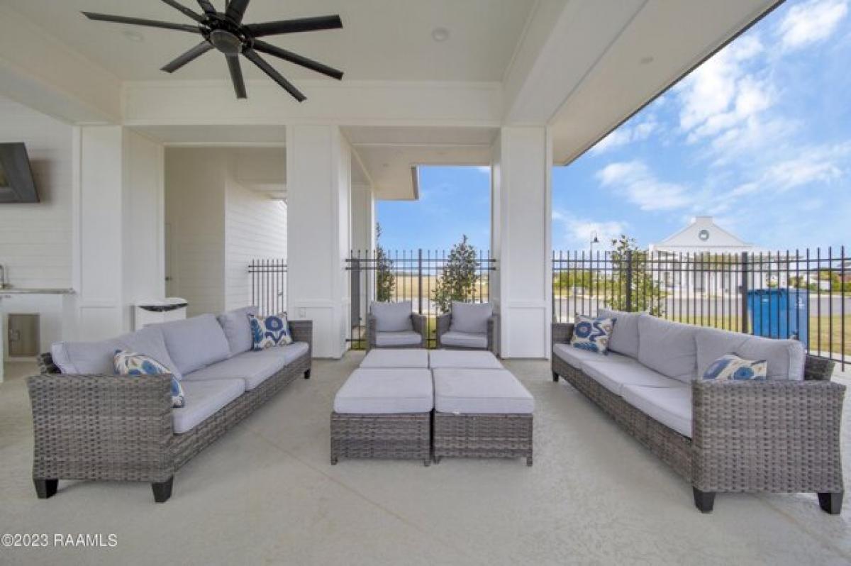 Picture of Residential Land For Sale in Scott, Louisiana, United States