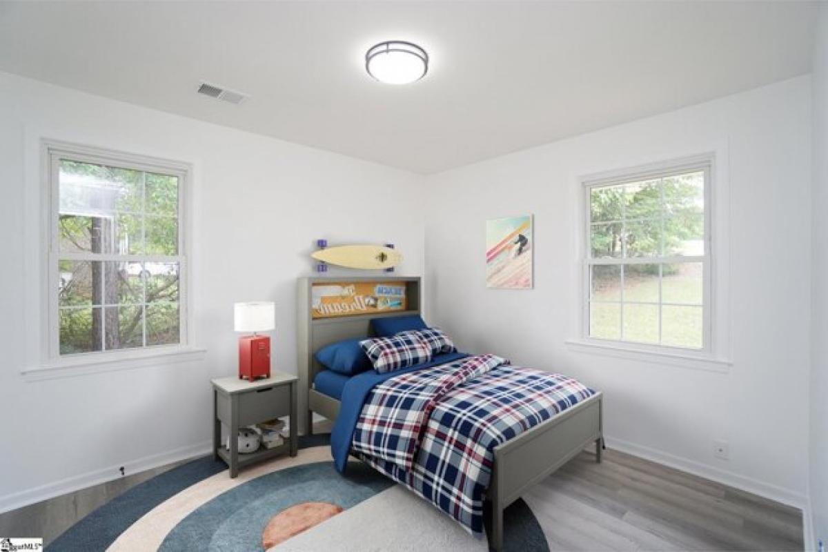 Picture of Home For Sale in Ware Shoals, South Carolina, United States