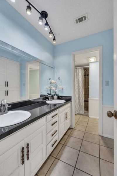 Home For Sale in Pantego, Texas