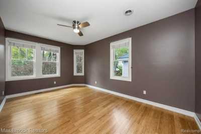 Home For Rent in Keego Harbor, Michigan