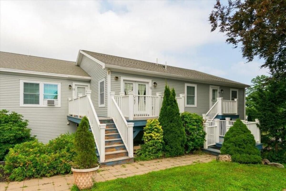 Picture of Home For Sale in Rockport, Maine, United States