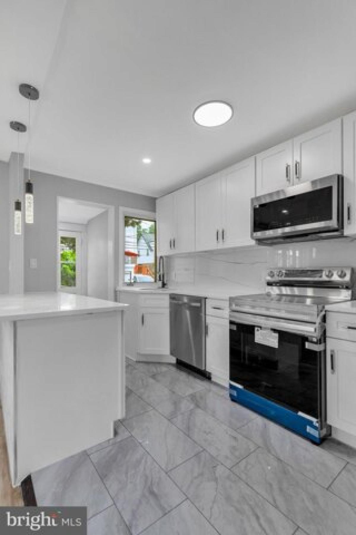 Picture of Home For Sale in Lansdowne, Pennsylvania, United States