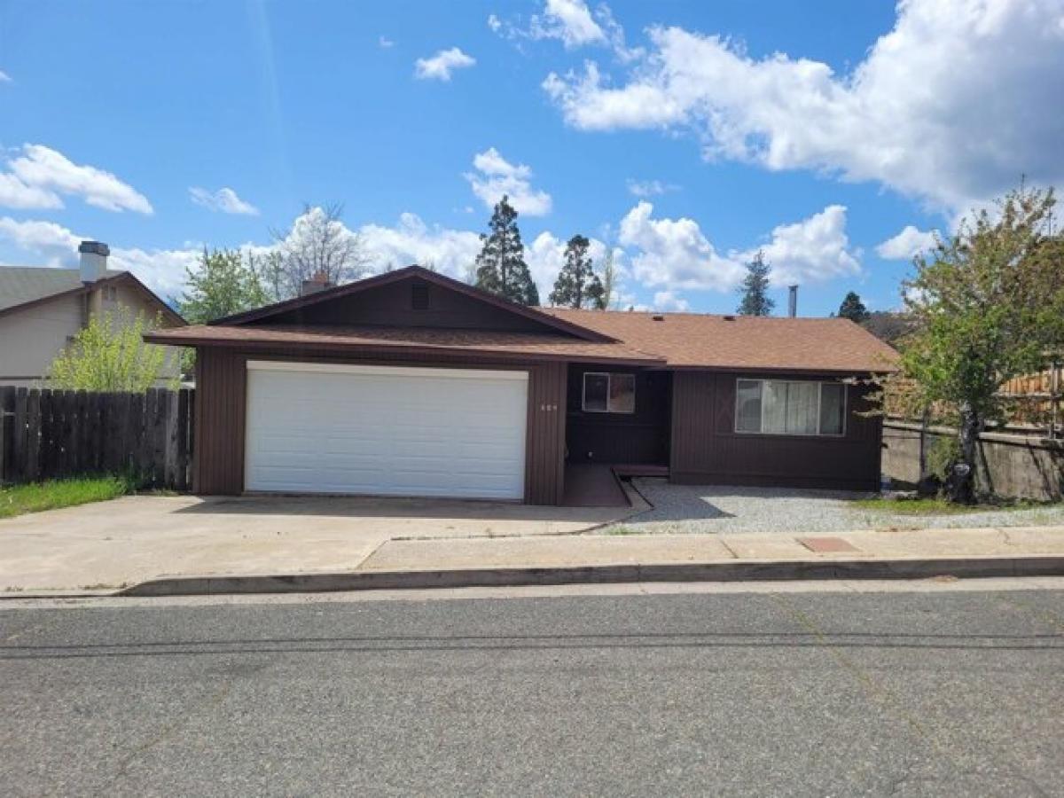 Picture of Home For Sale in Yreka, California, United States