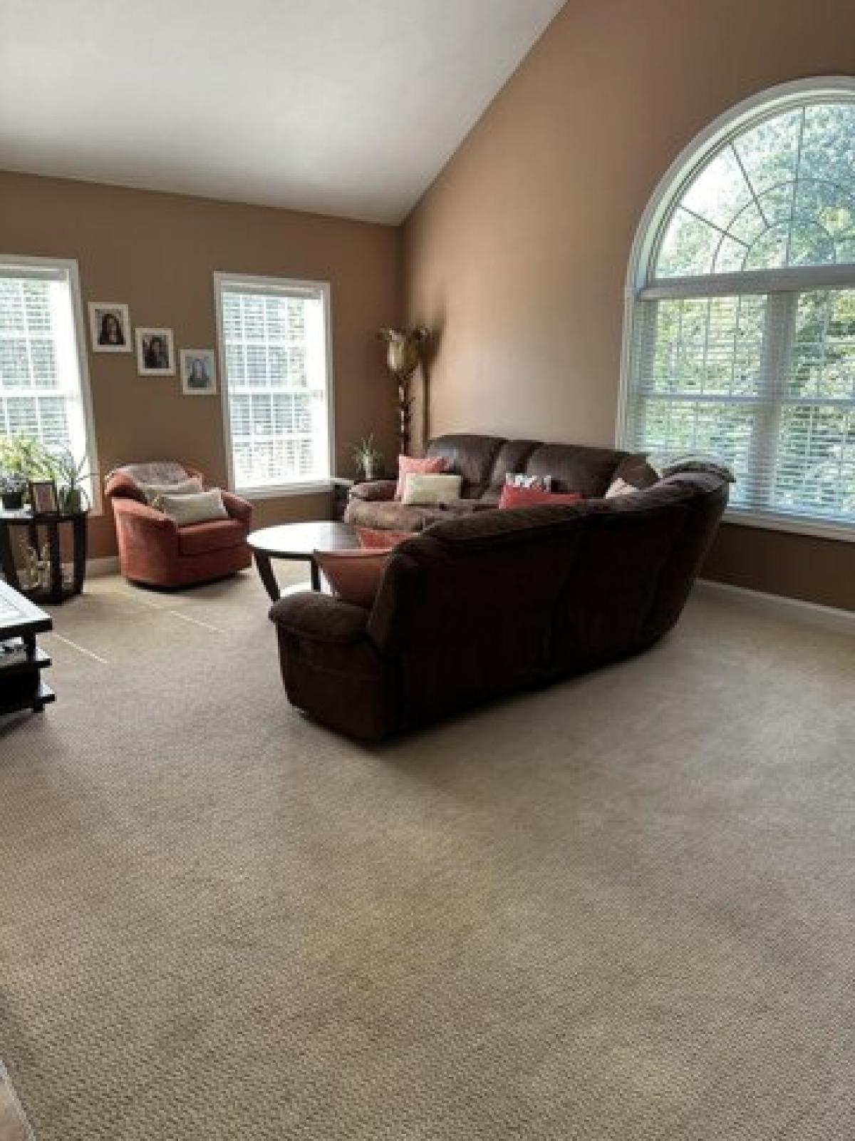 Picture of Home For Sale in Kingston, New Hampshire, United States