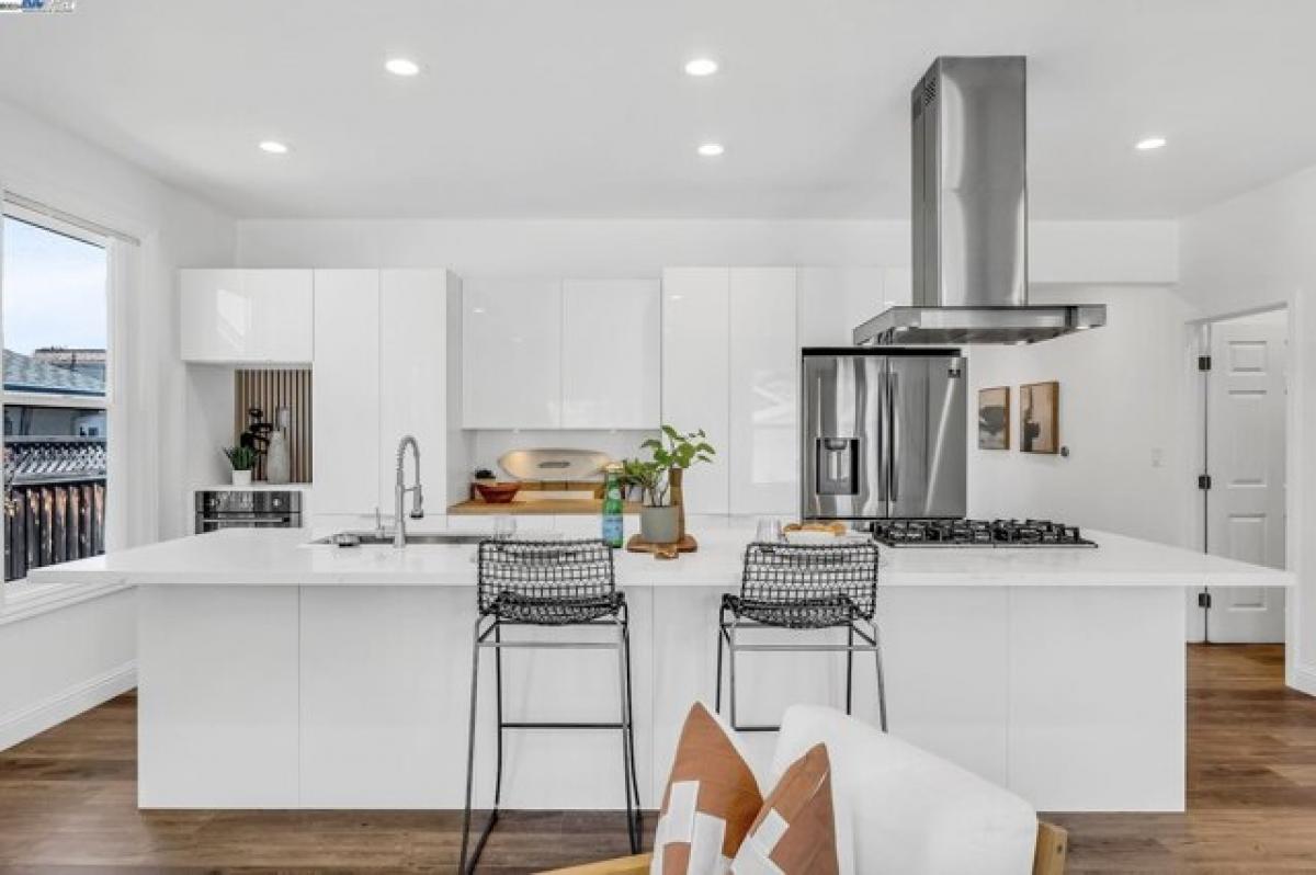 Picture of Home For Sale in Santa Clara, California, United States