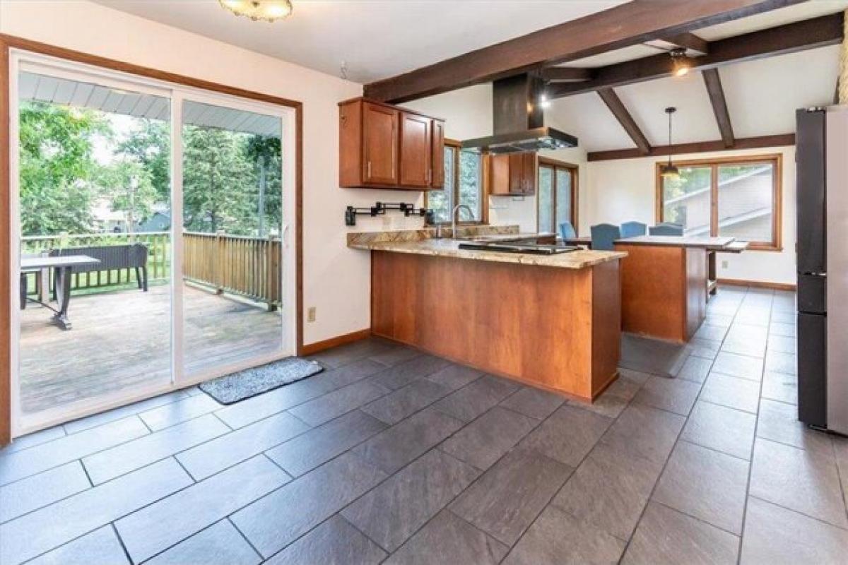 Picture of Home For Sale in Little Canada, Minnesota, United States