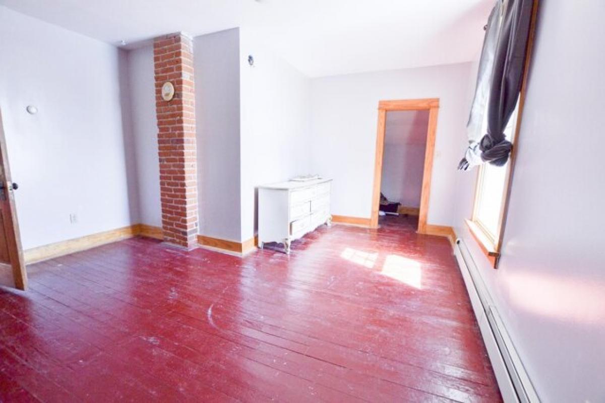 Picture of Home For Sale in Stanford, Montana, United States