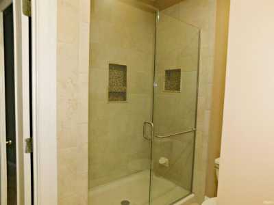 Home For Rent in Newburgh, Indiana