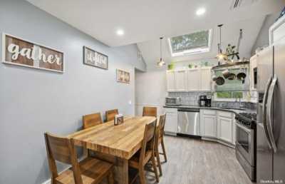 Home For Sale in East Northport, New York