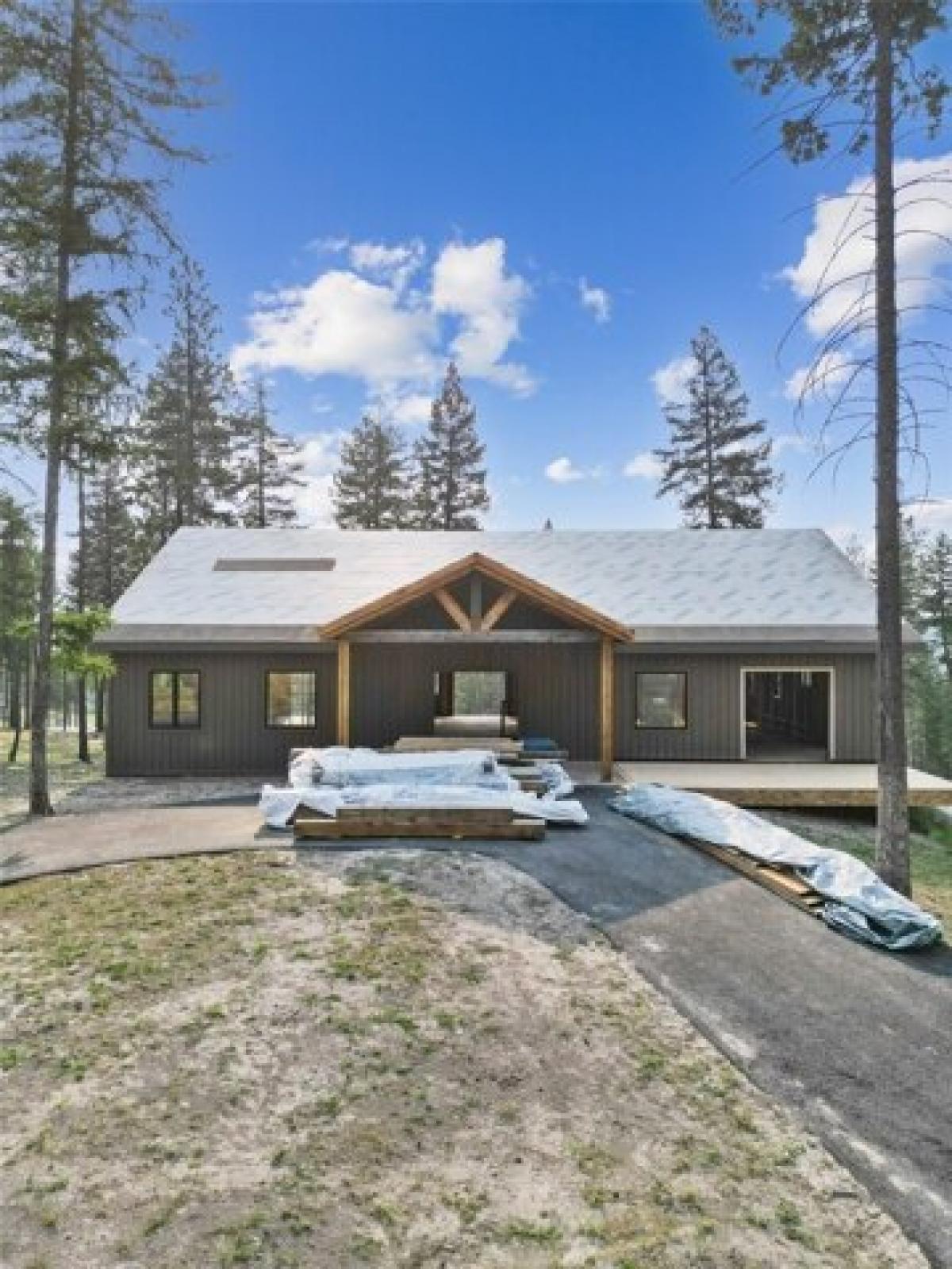 Picture of Home For Sale in Lakeside, Montana, United States