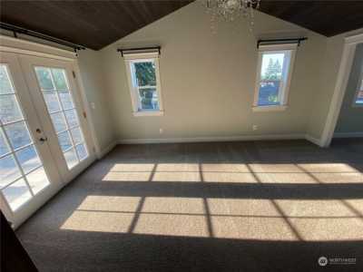 Home For Rent in Shoreline, Washington