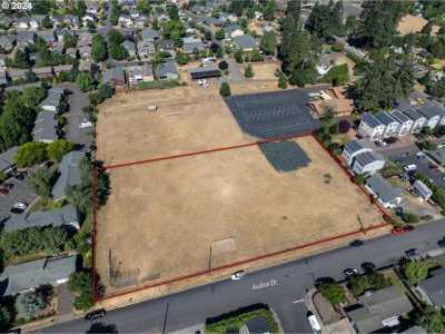 Residential Land For Sale in Hood River, Oregon