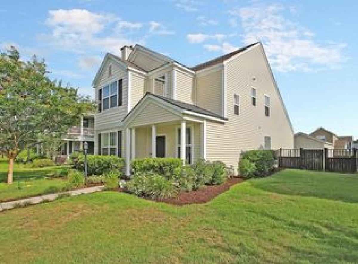 Picture of Home For Sale in Moncks Corner, South Carolina, United States