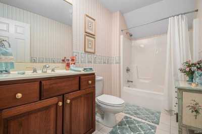 Home For Sale in Middlebury, Indiana