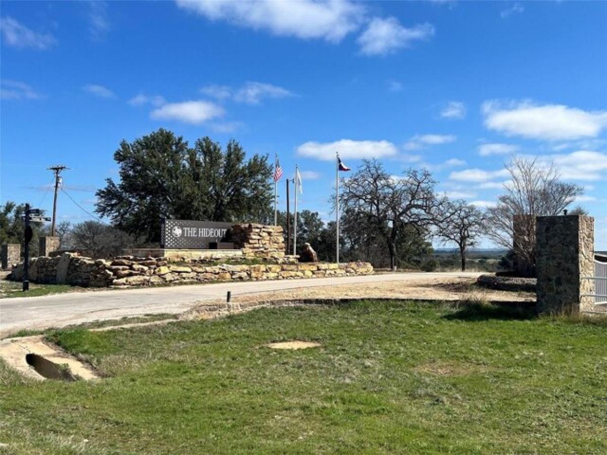 Picture of Residential Land For Sale in Brownwood, Texas, United States
