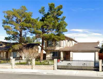 Home For Rent in Palmdale, California