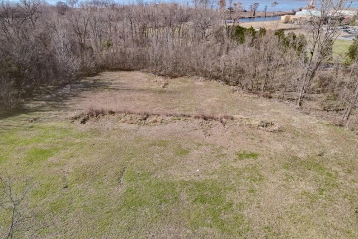 Picture of Residential Land For Rent in Vicksburg, Mississippi, United States