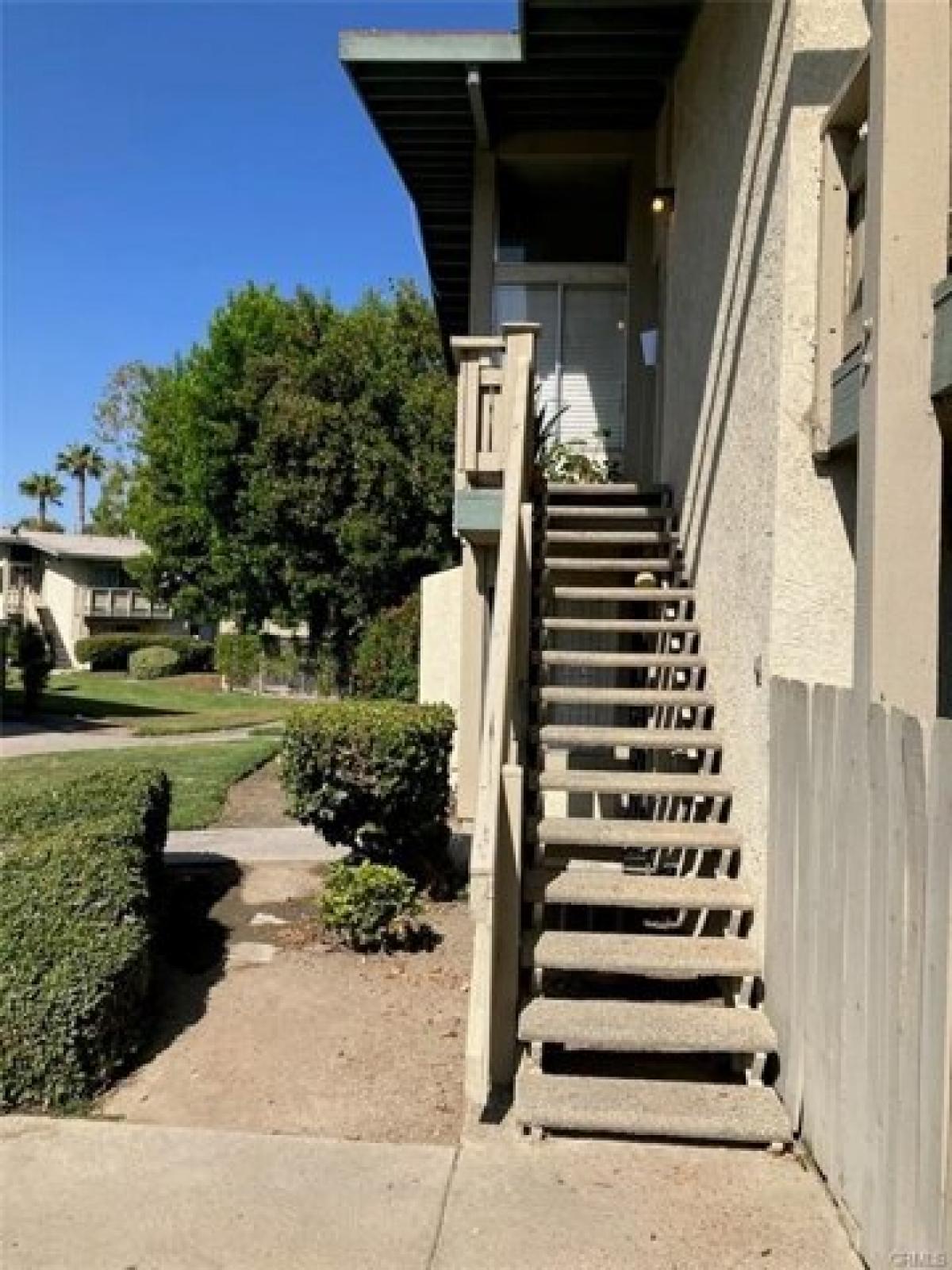 Picture of Home For Sale in Colton, California, United States