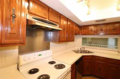Home For Rent in Farmers Branch, Texas
