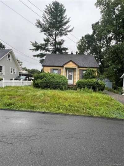 Home For Sale in Spring Valley, New York