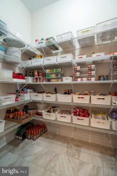 Home For Sale in Purcellville, Virginia