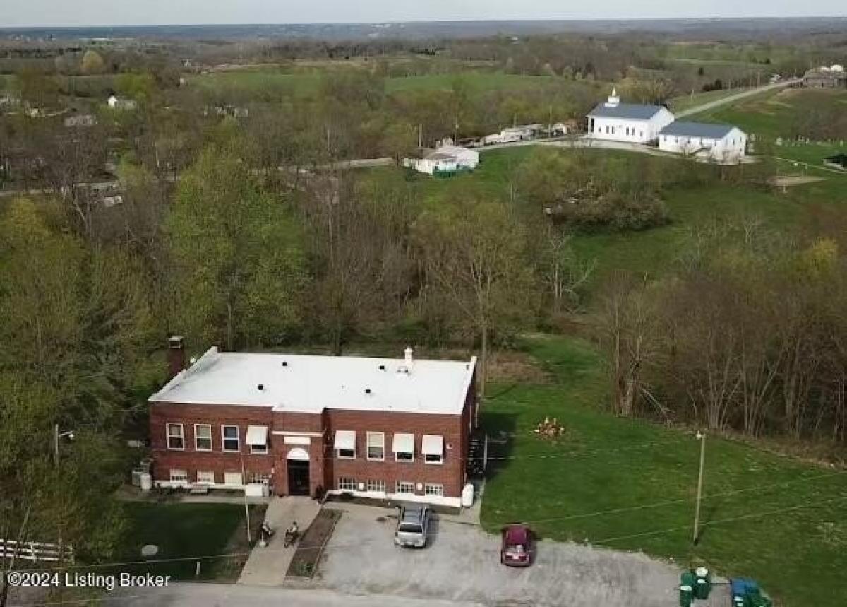 Picture of Home For Sale in Dry Ridge, Kentucky, United States