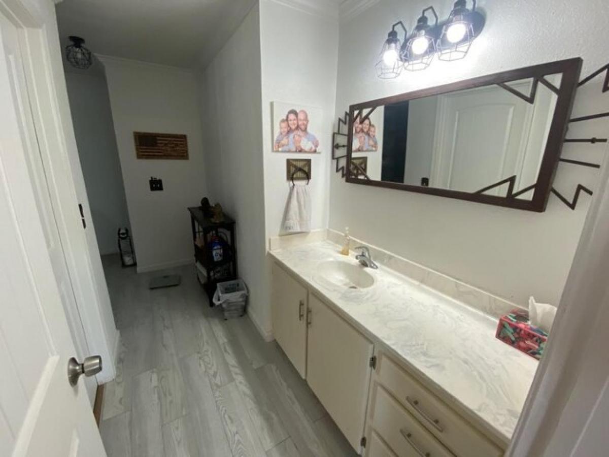 Picture of Home For Sale in Annona, Texas, United States