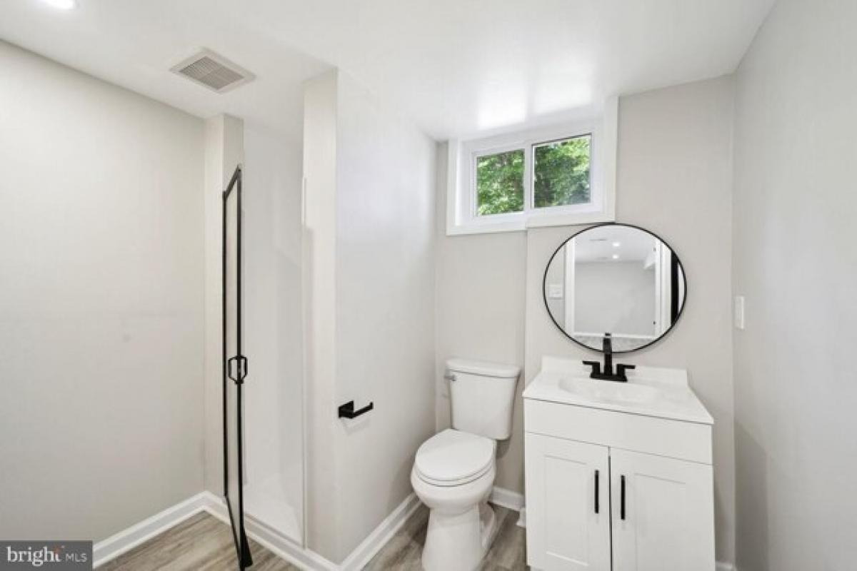 Picture of Home For Sale in Adelphi, Maryland, United States