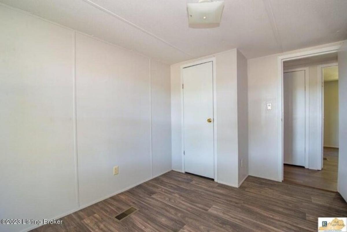 Picture of Home For Sale in Edmonton, Kentucky, United States