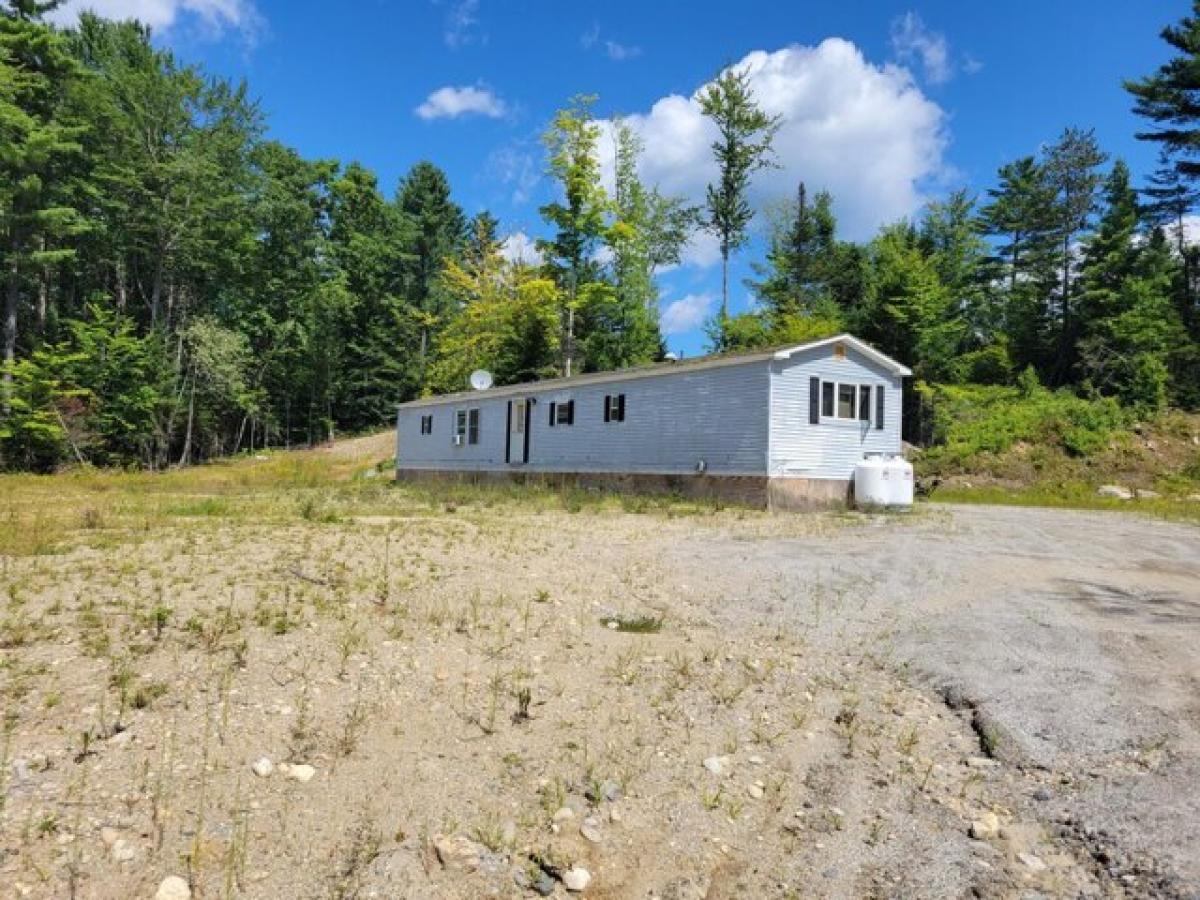 Picture of Home For Sale in West Paris, Maine, United States