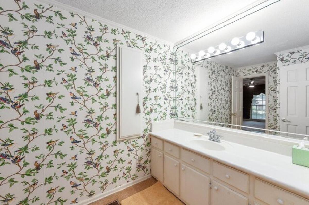 Picture of Home For Sale in Humboldt, Tennessee, United States